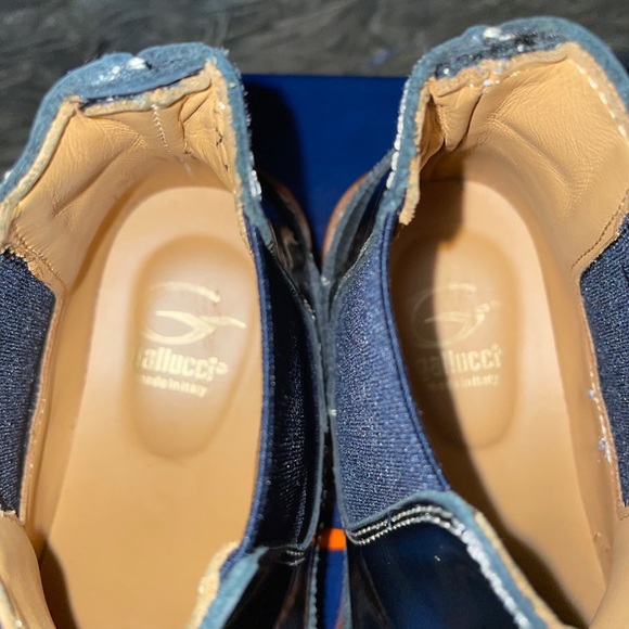 *Gently Worn* Boys kids shoes - Picture 7 of 7